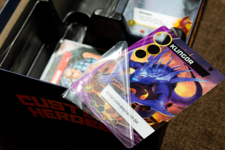 Custom Heroes Review zum Stichspiel mit Card Crafting System